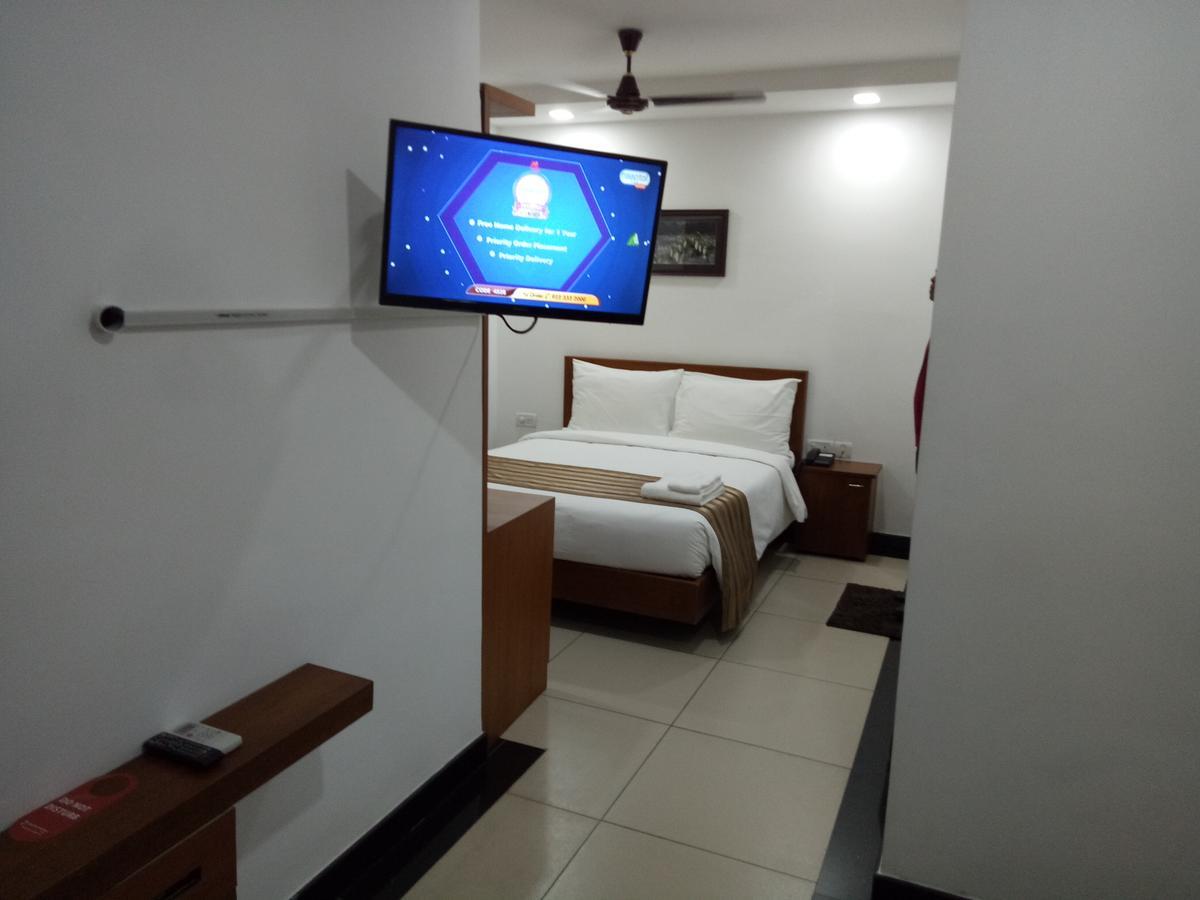 Pgs Inn Коччи Экстерьер фото