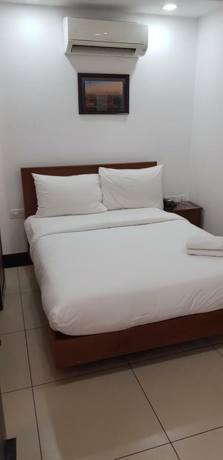 Pgs Inn Коччи Экстерьер фото
